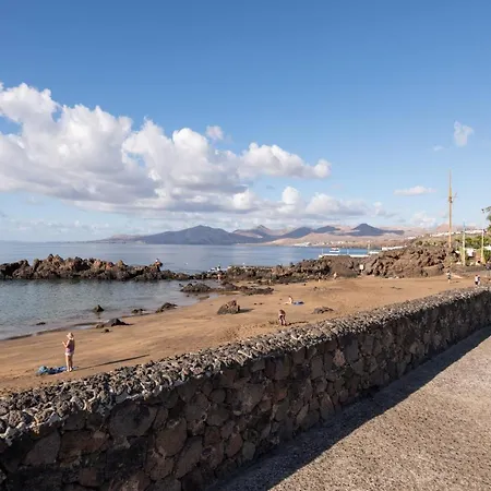 Vista Ajaches Puerto del Carmen (Lanzarote)